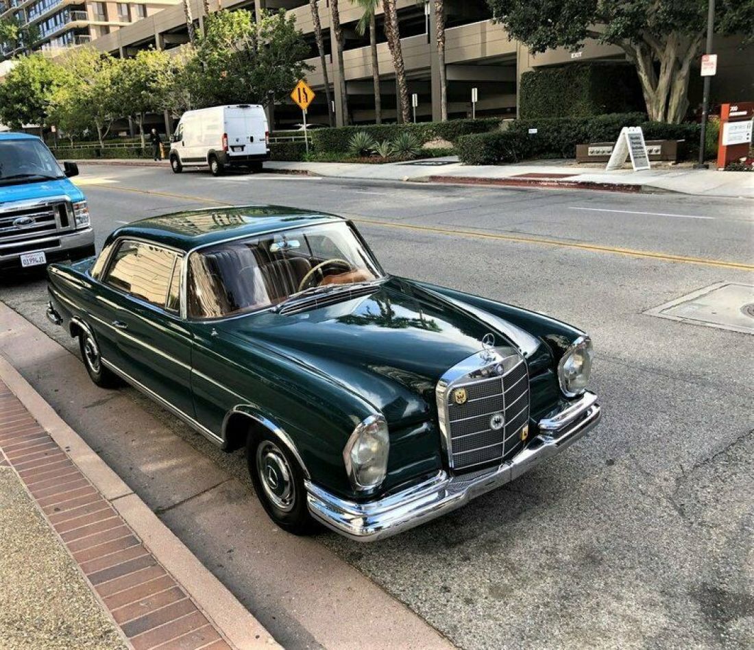 1964 Mercedes-Benz 220SE Sunroof Coupe - photo 2