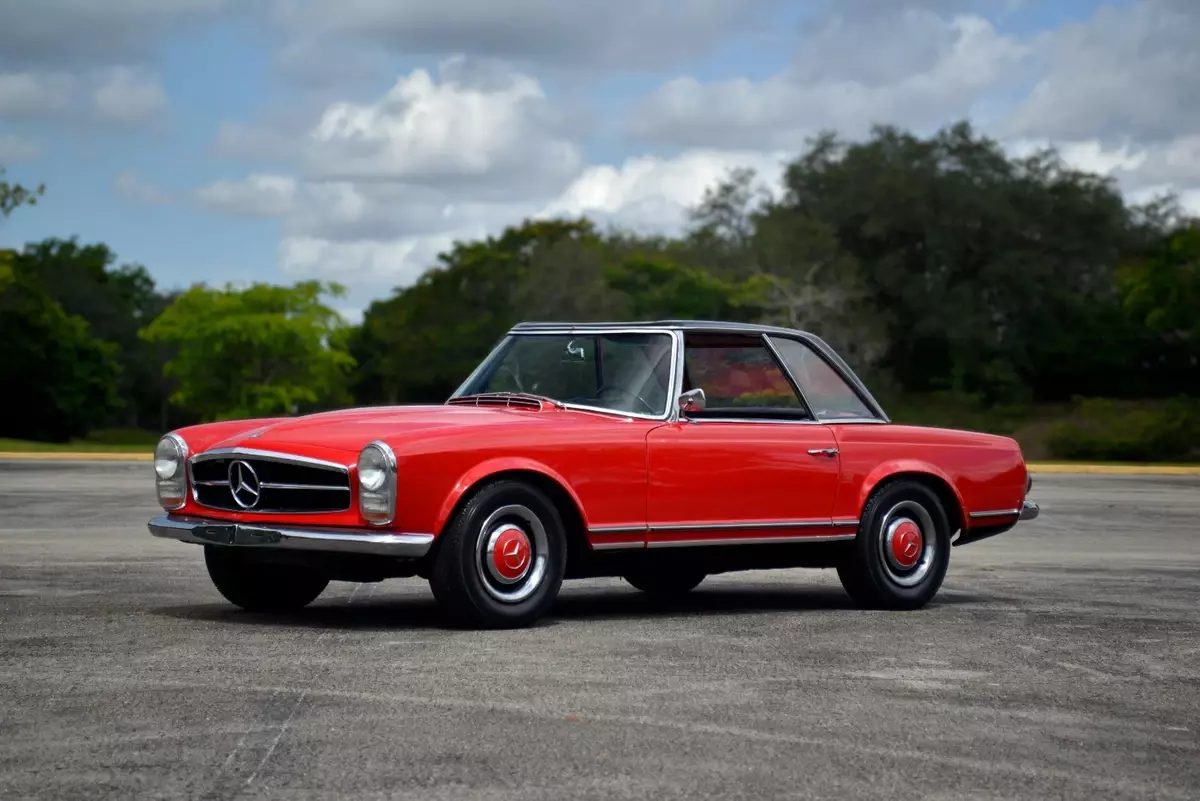 1964 mercedes benz 230sl Pagoda /Beautiful 2 tone Red-Black / 4 Speed 1964 Mercedes-Benz SL-Class