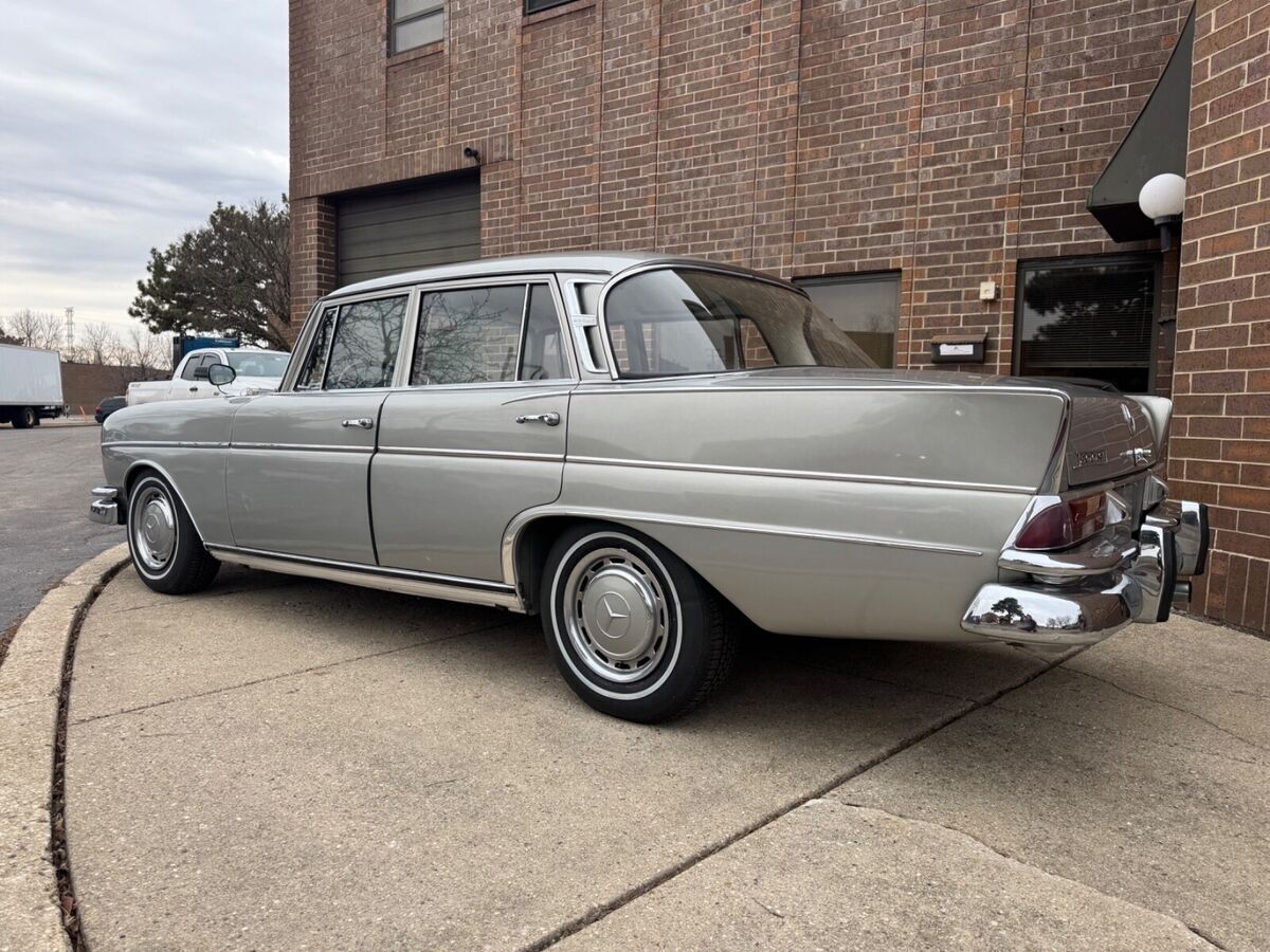 1964 Mercedes-Benz 300-Series - 300SE - photo 4