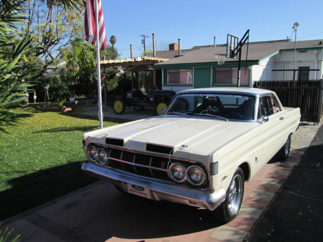 1964 mercury comet Caliente, cyclone clone. k factory error 3 day auction NR 1964 Mercury Comet 2 door