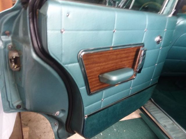 1964 Mercury Other 4 door sedan breezeway - photo 4