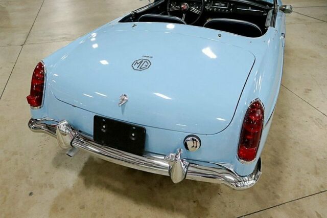 1964 MG MGB Convertible - photo 11