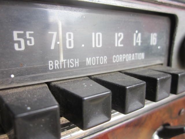 1964 MG MGB Mk I pull handle - photo 8