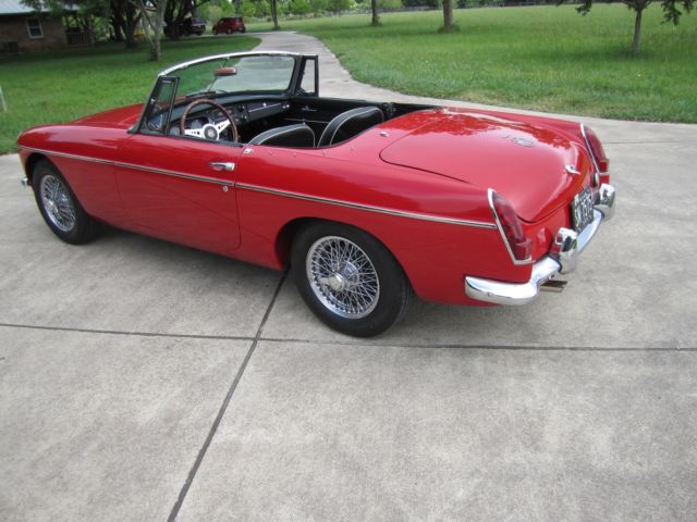 1964 MG MGB - photo 2