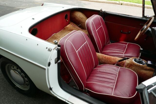 1964 MG MGB Pull Handle Doors & Steel Dash - photo 8