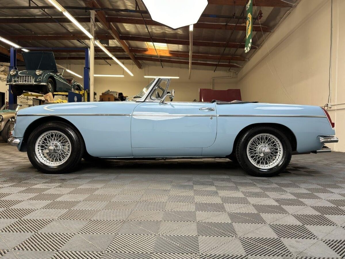 1964 MG MGB - photo 7