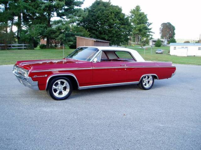 1964 OLDSMOBILE DYNAMIC 88 . 1 OWNER .... MUST SEE 1964 Oldsmobile Dynamic 88