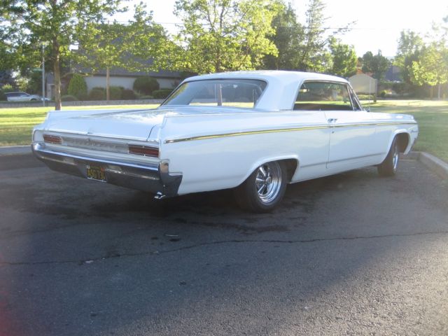 1964 Oldsmobile Eighty-Eight 2-door hardtop - photo 11