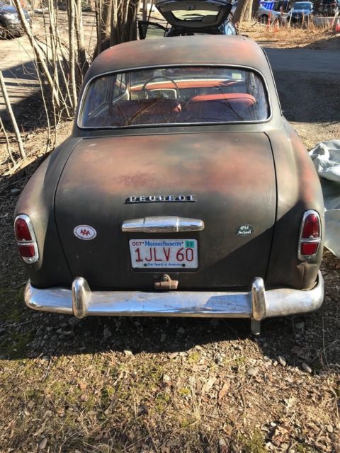 1964 Peugeot 403 4dr - photo 2