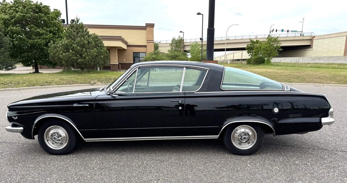 1964 Plymouth Barracuda - photo 7