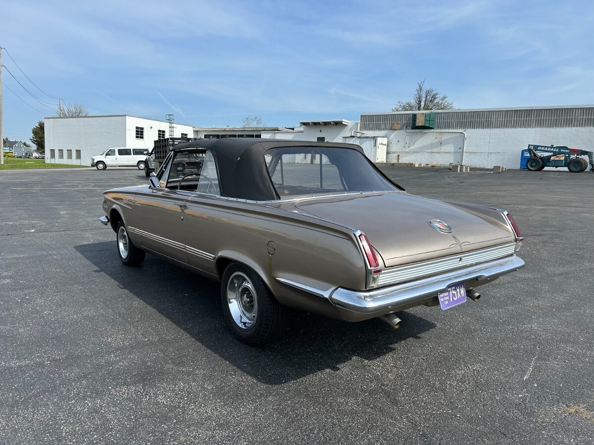 1964 Plymouth Valiant - photo 2