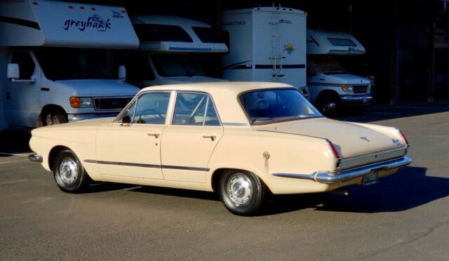1964 Plymouth Valiant 4 door - photo 5