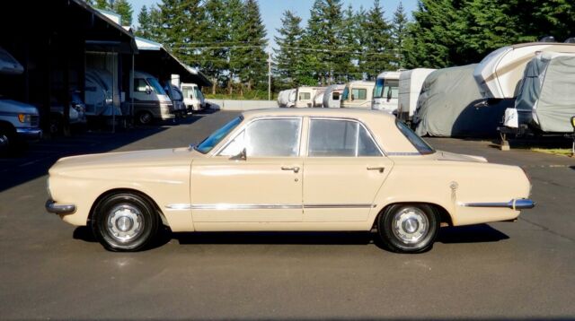 1964 Plymouth Valiant 4 door - photo 6