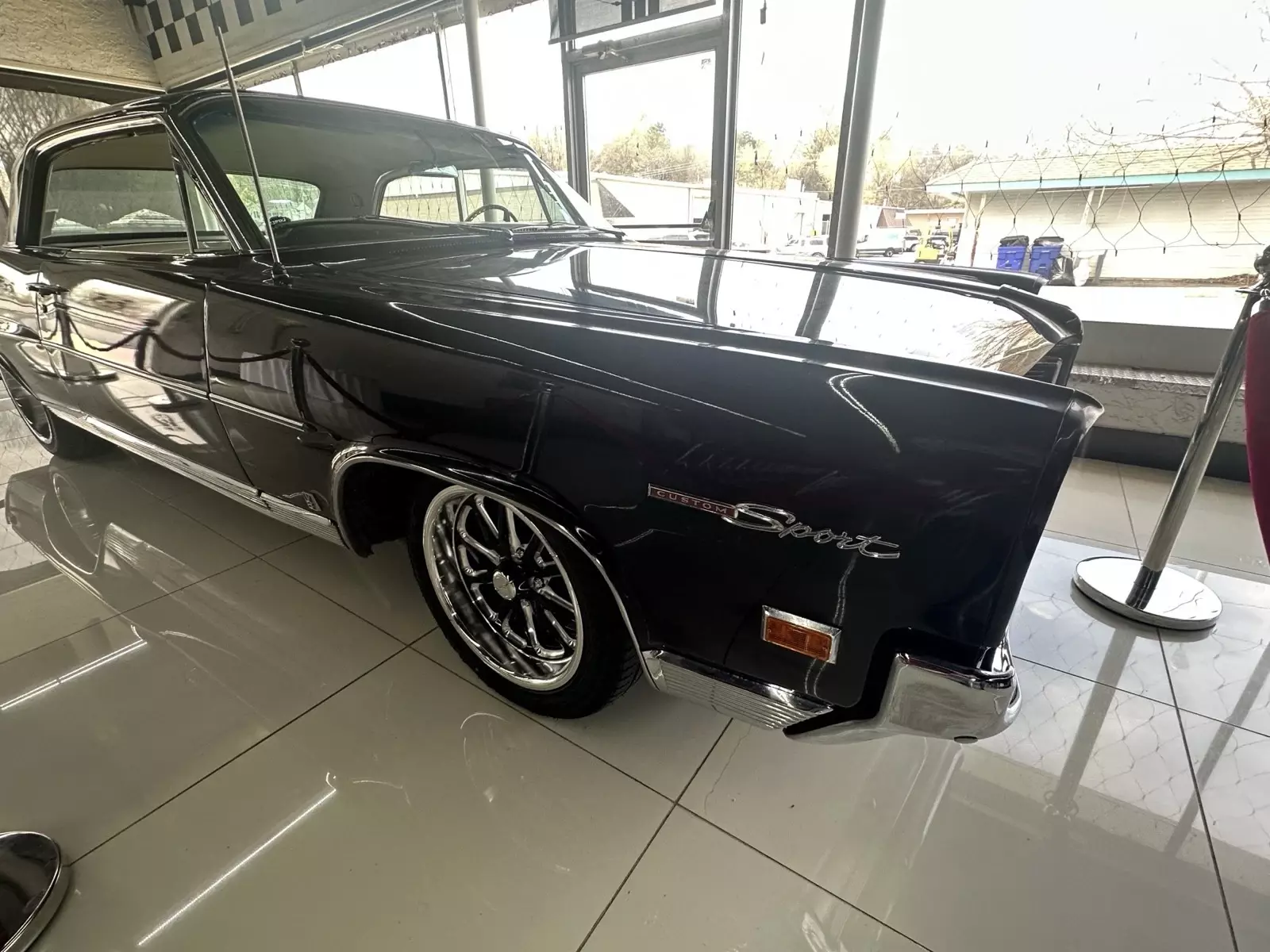 1964 Pontiac Bonneville 2 dr