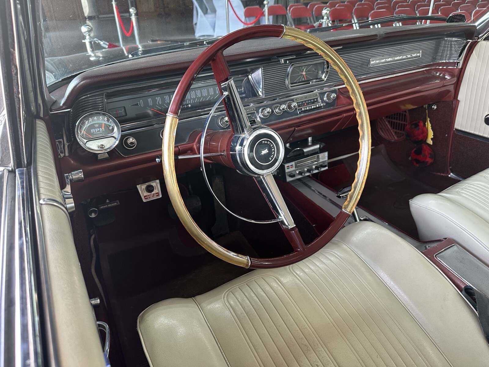 1964 Pontiac Bonneville 2 dr - photo 12