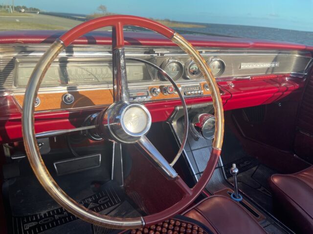 1964 Pontiac Bonneville 2+2 Sports Coupe - photo 13