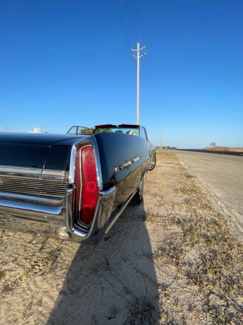 1964 Pontiac Bonneville 2+2 Sports Coupe - photo 8