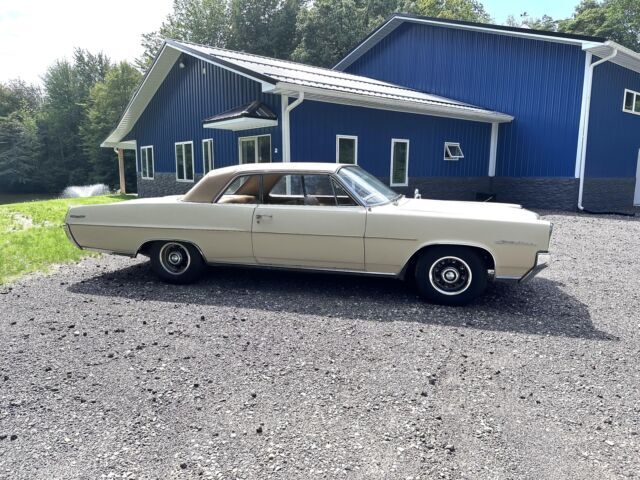 1964 Pontiac 2 Door Sport Coupe - photo 2