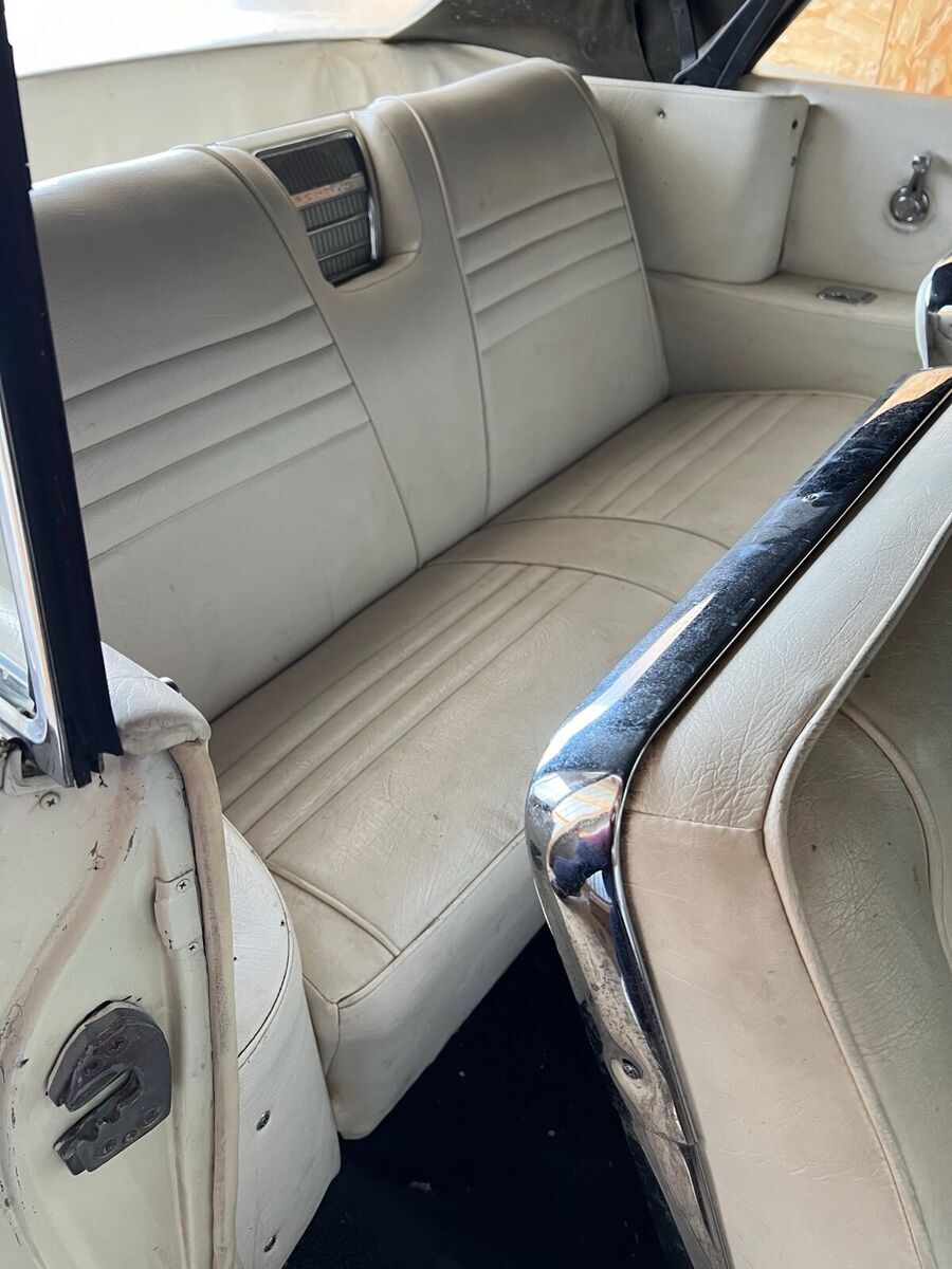 1964 Pontiac Catalina 2+2 - photo 4