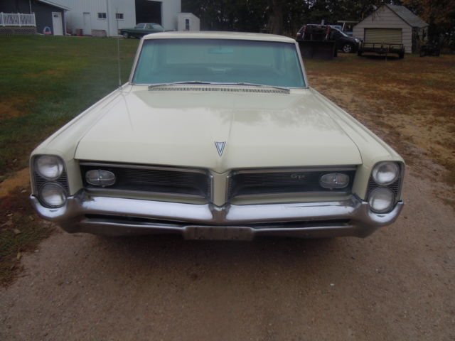 1964 Pontiac Grand Prix Base - photo 2