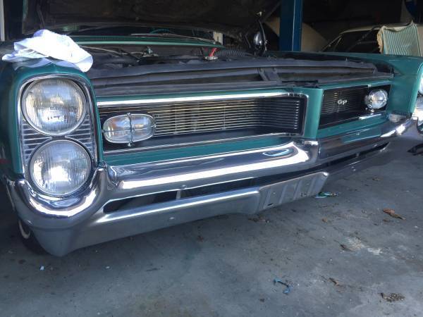 1964 Pontiac Grand Prix - photo 2