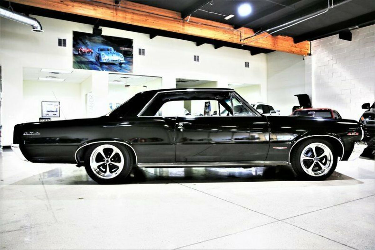 1964 Pontiac GTO - photo 2