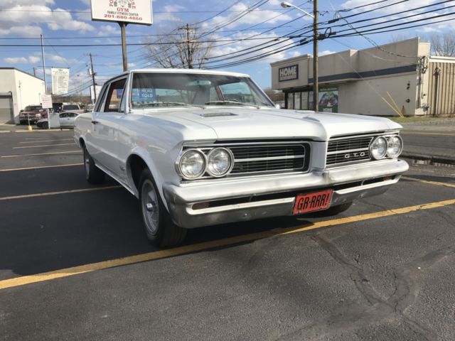 1964 Pontiac GTO Coupe - photo 3