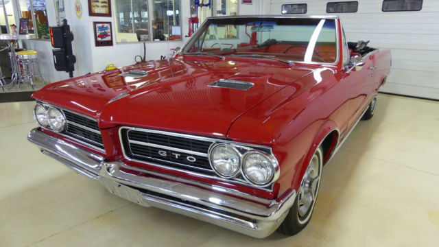 1964 Pontiac GTO Convertible - photo 10