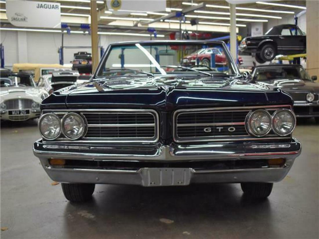 1964 Pontiac GTO Convertible - photo 3