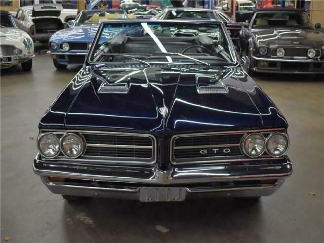 1964 Pontiac GTO Convertible - photo 4