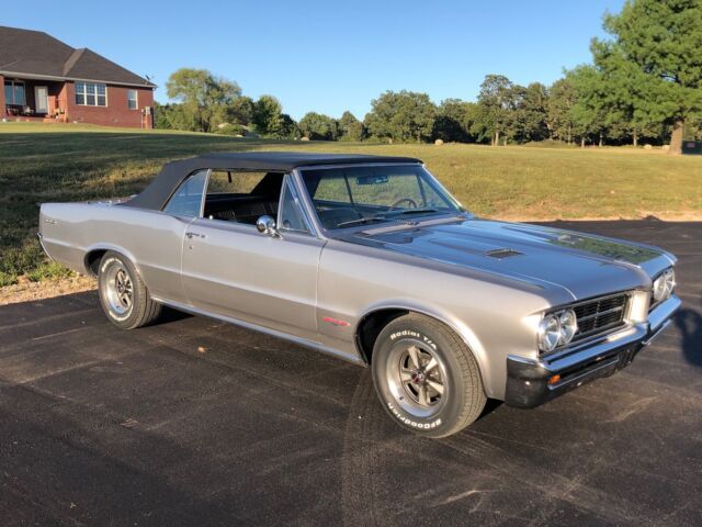 1964 Pontiac GTO GTO - photo 6