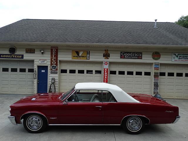 1964 Pontiac GTO --