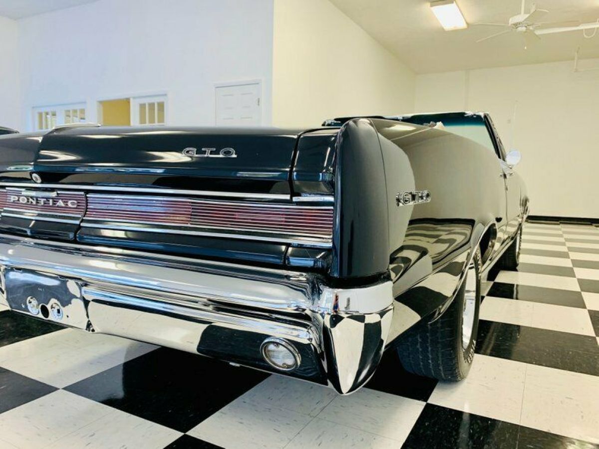 1964 Pontiac GTO - photo 9
