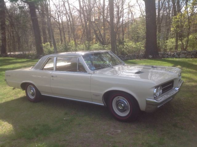 1964 Pontiac GTO Coupe - photo 2