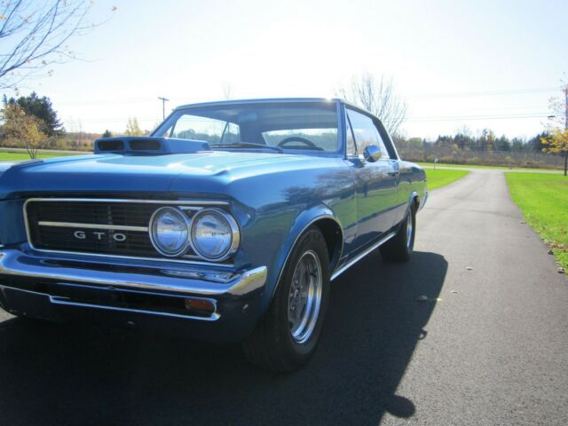 1964 Pontiac GTO - photo 3