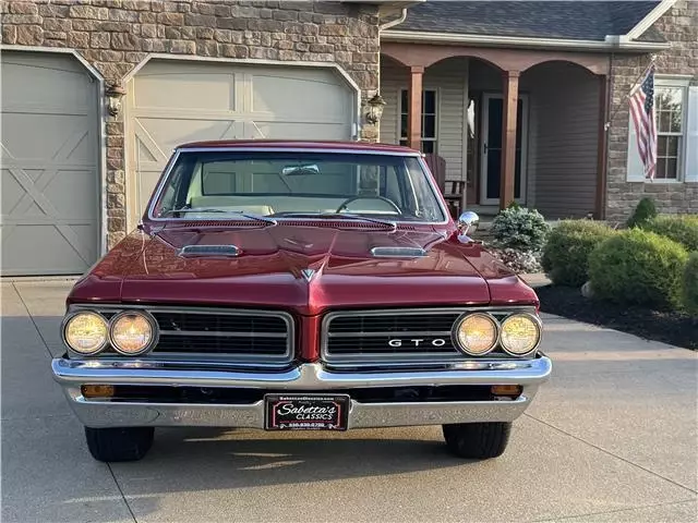 1964 Pontiac GTO GTO - photo 2