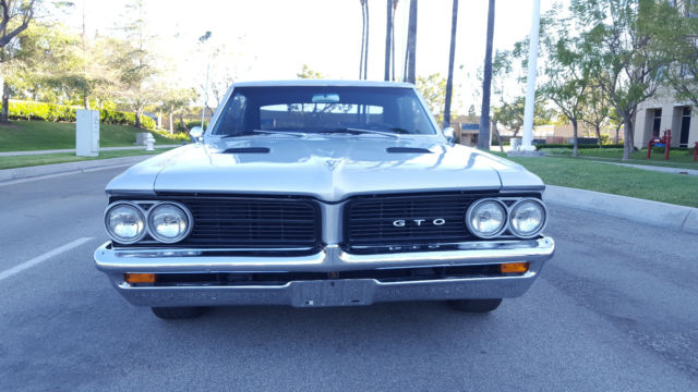 1964 Pontiac GTO COUPE TRI POWER - photo 9