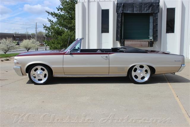 1964 Pontiac Le Mans Convertible - photo 3
