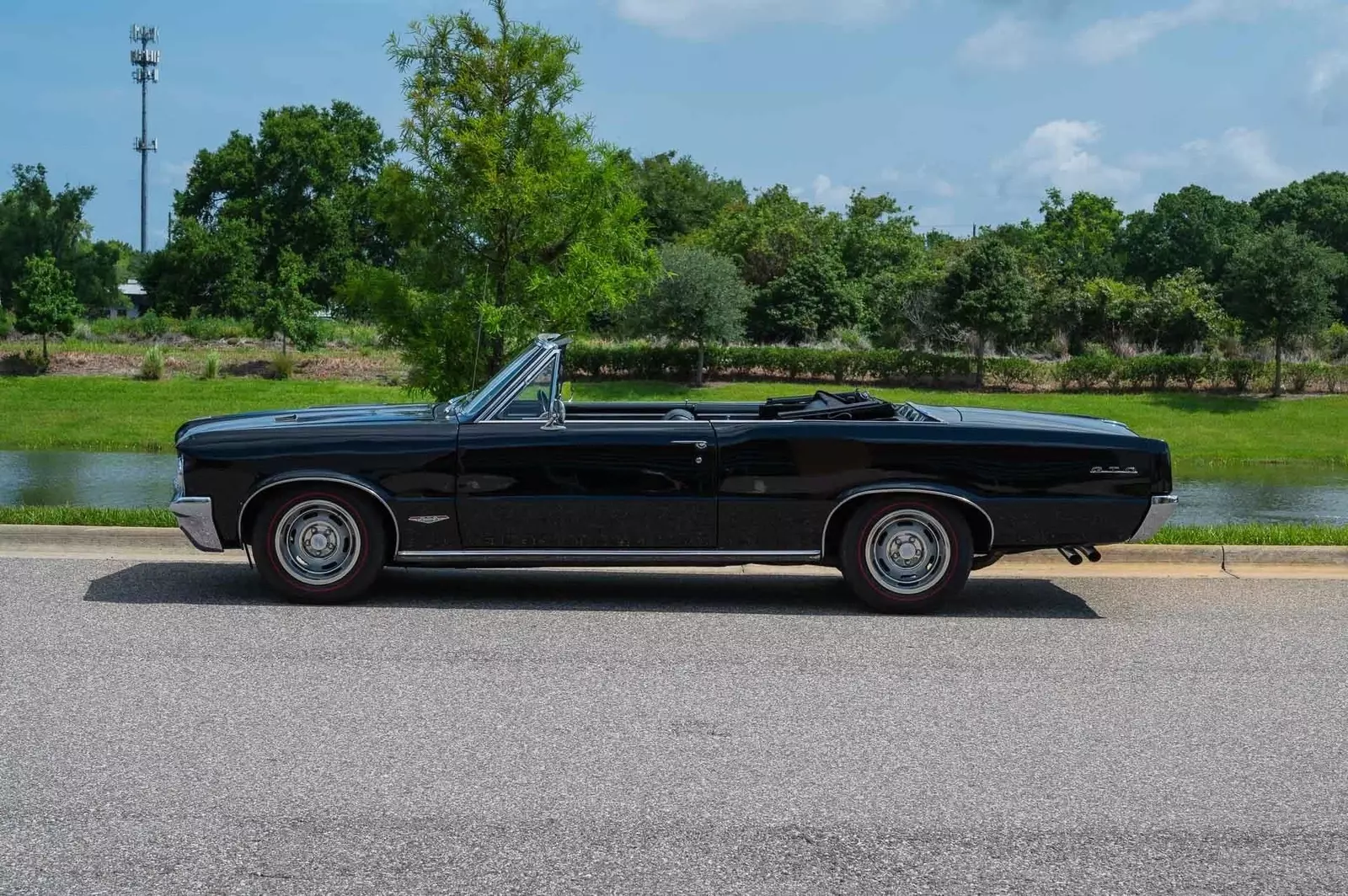 1964 Pontiac Le Mans Triple Black, GTO Badged, Power Top, Classic Ponti - photo 2