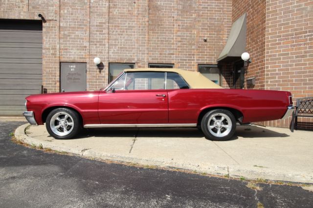 1964 Pontiac Tempest Custom Convertible - Power Top - AC- PS- PB - photo 2
