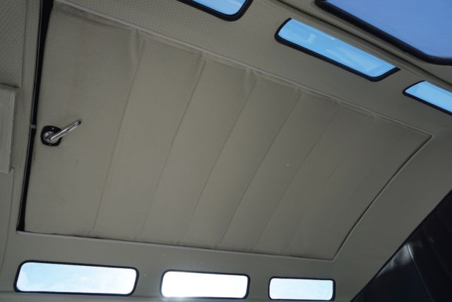 1964 Volkswagen Bus/Vanagon deluxe 23 windows - photo 12