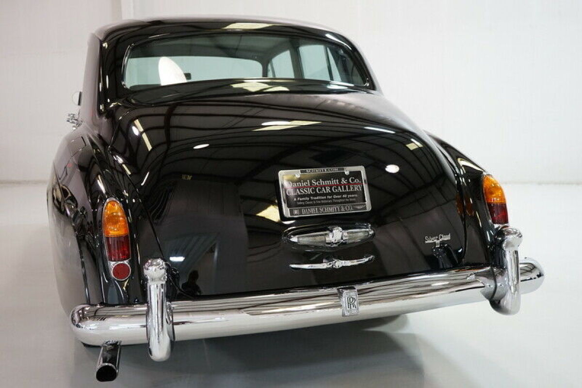 1964 Rolls-Royce Silver Cloud III One of 1,072 built-in left-hand drive - photo 11