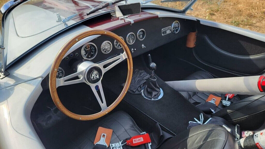1964 Shelby MKII FIA 289 AC Cobra Replica - photo 10