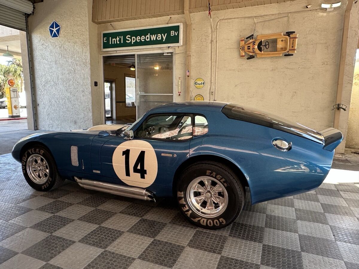 1964 Shelby Cobra Daytona coupe - photo 12