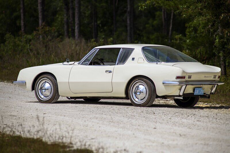 1964 Studebaker - photo 2