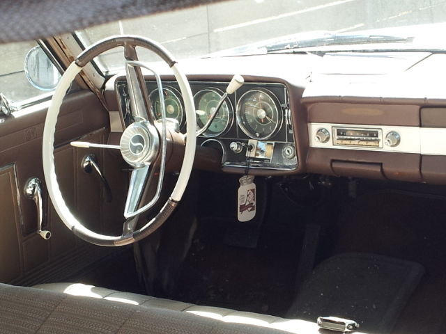 1964 Studebaker Cruiser 4 door - photo 2