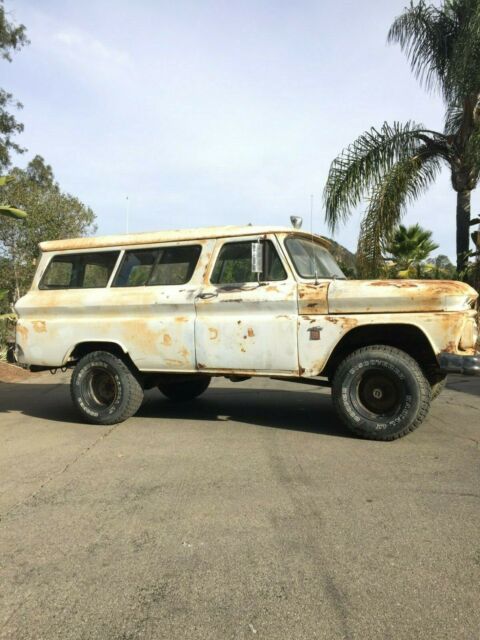 1964 Chevrolet Suburban K10 - photo 2