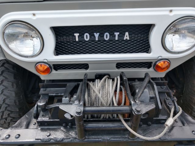 1964 Toyota Land Cruiser FJ40 - photo 11