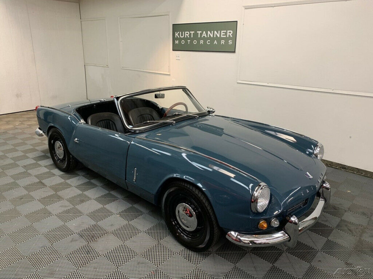 1964 TRIUMPH SPITFIRE MK1. FRESH, GROUND-UP RESTORATION TO EXCELLENT STANDARDS 1964 Triumph Spitfire 1964 TRIUMPH SPITFIRE MK1. COTSWOLD BLUE WITH BLACK TRIM