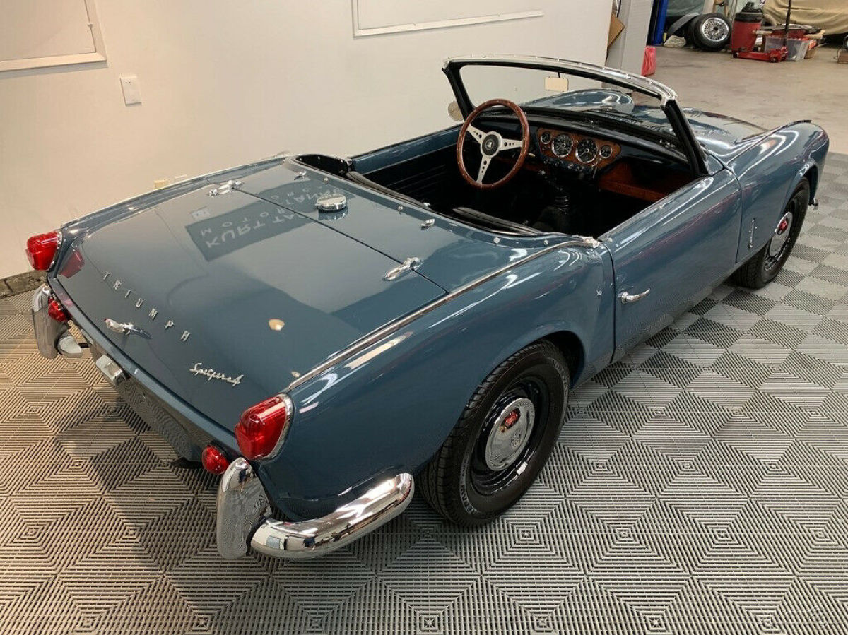 1964 Triumph Spitfire 1964 TRIUMPH SPITFIRE MK1. COTSWOLD BLUE WITH BLACK TRIM - photo 9